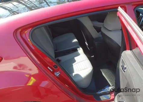 2013 Hyundai Veloster Base W/Gray from USA, damaged, VIN KMHTC6ADXDU120424